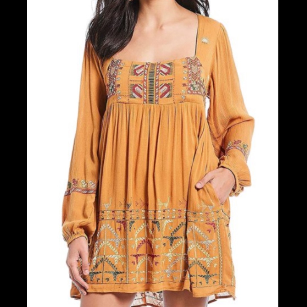 ❌SOLD❌NWT Free People Embroidered Baby Doll Dress Small